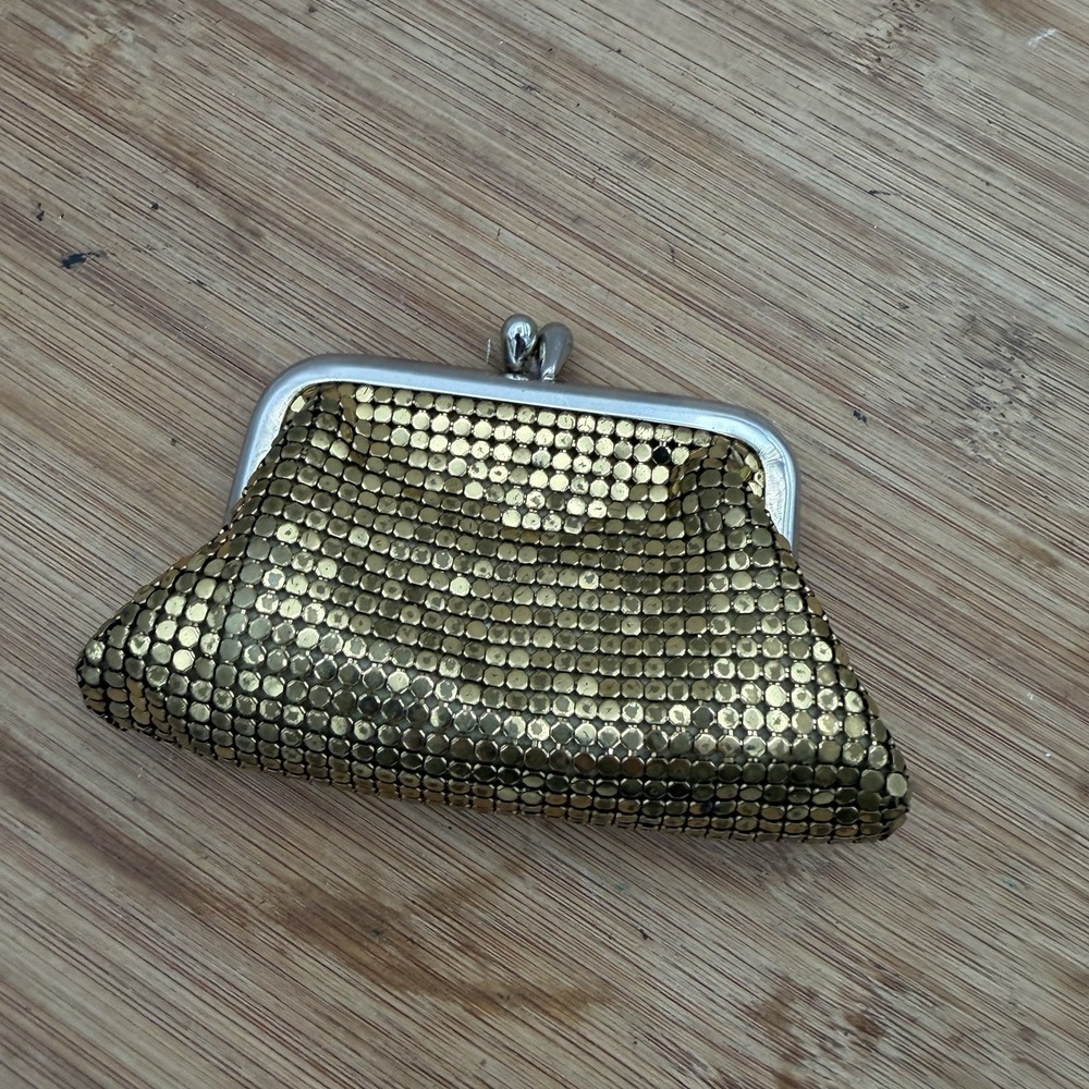 Vintage Gold Mesh Change Purse ~ Whiting Davis